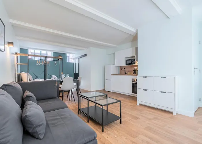 Vieux-Lille/Hypercentre: Lovely Equipped Studio